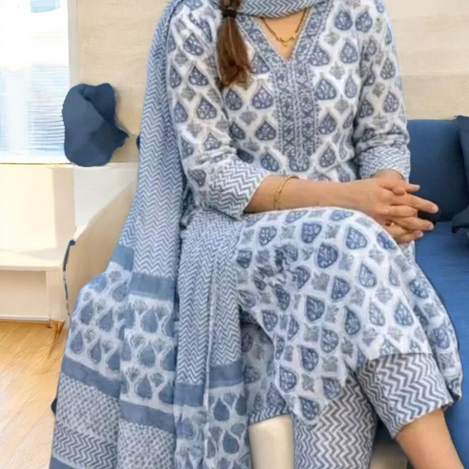 Trandy Kurti Set